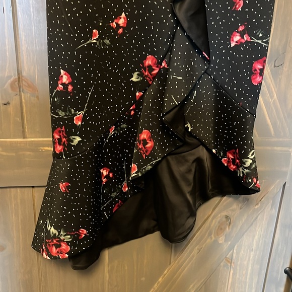 Off the shoulder dress - Picture 5 of 5